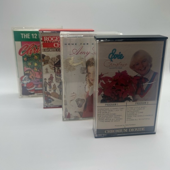 Christmas cassettes, vintage, all Tapes included with original case - Picture 1 of 5